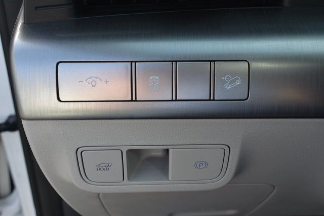 Used 2025 Hyundai Kona Limited AWD/4WD image 22
