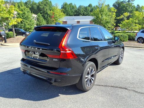 Certified 2023 Volvo XC60 B5 Core image 3