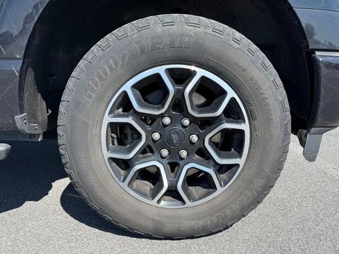 Used 2022 Ford F150 XLT w/ Equipment Group 302A High AWD/4WD image 11