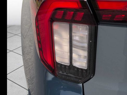 New 2026 Ford Explorer Active RWD image 16