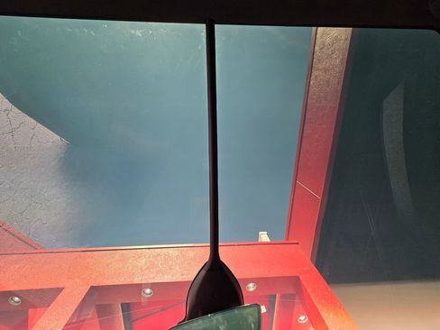 Used 2022 Tesla Model X Plaid image 33