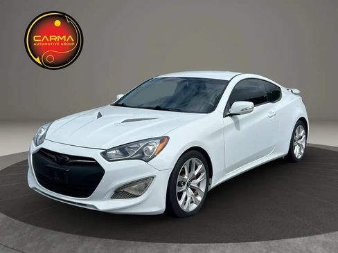 Used 2015 Hyundai Genesis 3.8 RWD image 1
