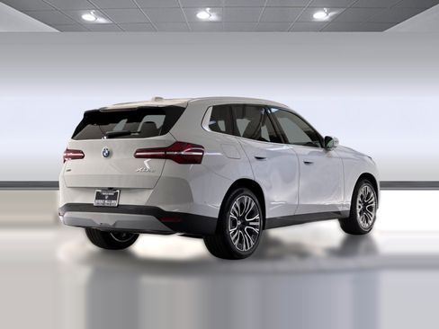 Used 2026 BMW X3 xDrive30i w/ Premium Package AWD/4WD image 8