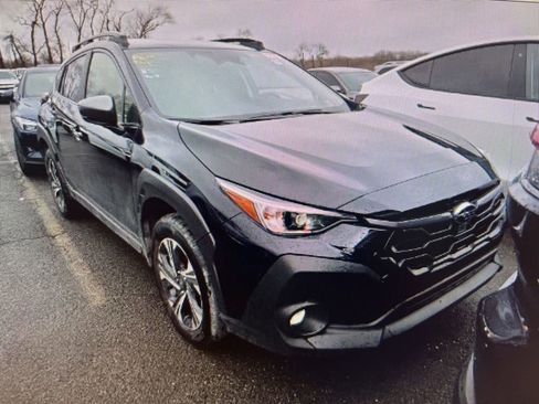 Used 2024 Subaru Crosstrek 2.0i Premium w/ Popular Package #4 image 1
