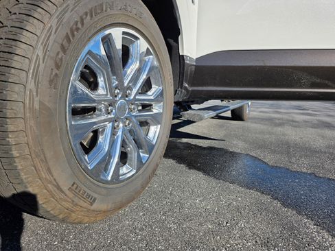 Certified 2024 Ford F150 King Ranch image 22