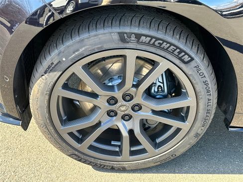 New 2025 Land Rover Range Rover Sport SV Edition Two image 8