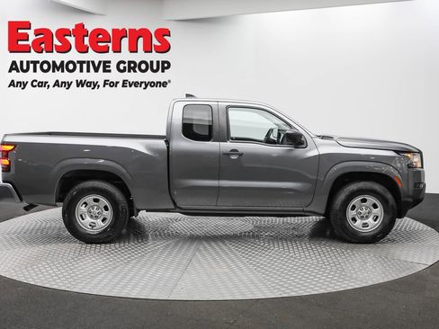 Used 2022 Nissan Frontier S RWD image 4