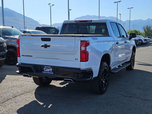 Used 2025 Chevrolet Silverado 1500 LT Trail Boss w/ Convenience Package II AWD/4WD image 3