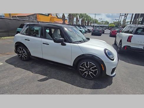 New 2026 MINI Cooper S image 36