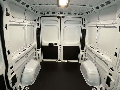 New 2026 RAM ProMaster 1500 w/ Convenience Group image 20