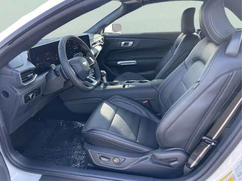 Used 2024 Ford Mustang GT Premium image 16