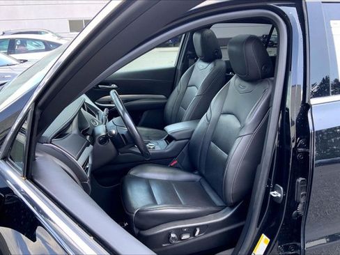 Used 2019 Cadillac XT4 Premium Luxury AWD/4WD image 25