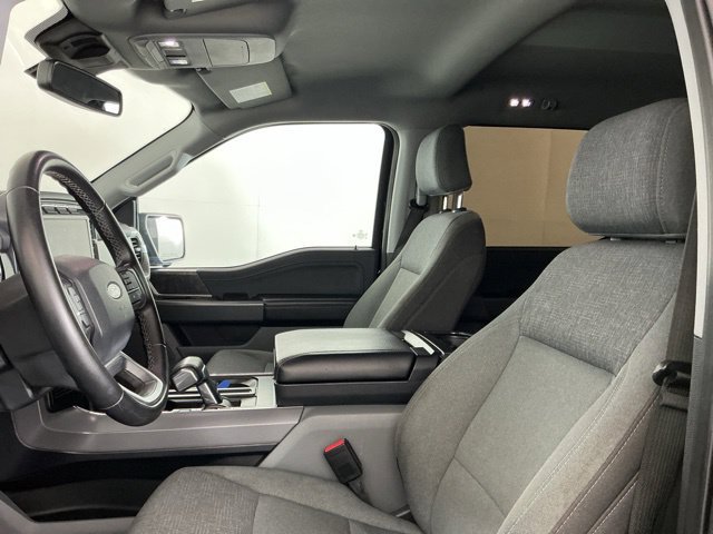 Used 2024 Ford F150 Lightning XLT AWD/4WD image 17