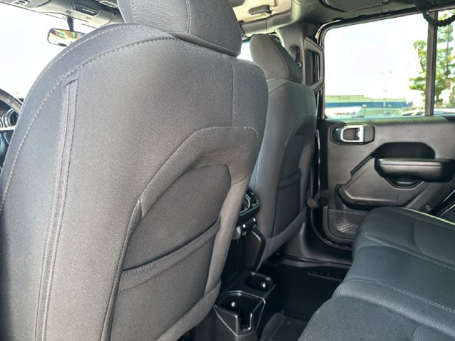 Used 2021 Jeep Wrangler Unlimited Sport AWD/4WD image 25