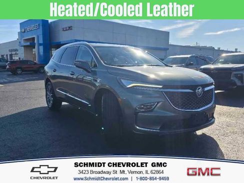 Used 2024 Buick Enclave Avenir w/ Avenir Technology Package image 3