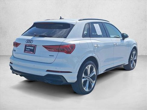 Used 2021 Audi Q3 2.0T Premium AWD/4WD image 5