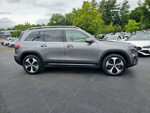 New 2026 Mercedes-Benz GLB 250 4MATIC image 7