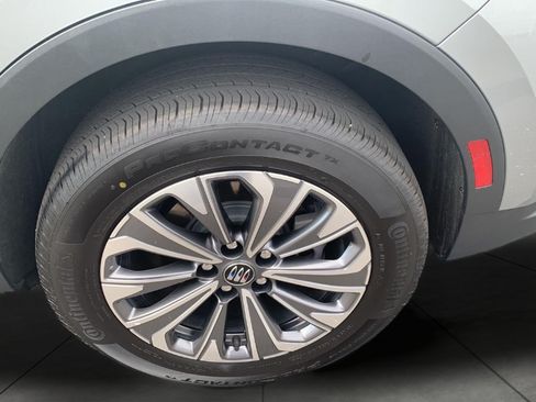 Certified 2024 Buick Envision Preferred AWD/4WD image 22