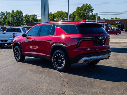 Used 2026 Chevrolet Traverse Z71 AWD/4WD image 5