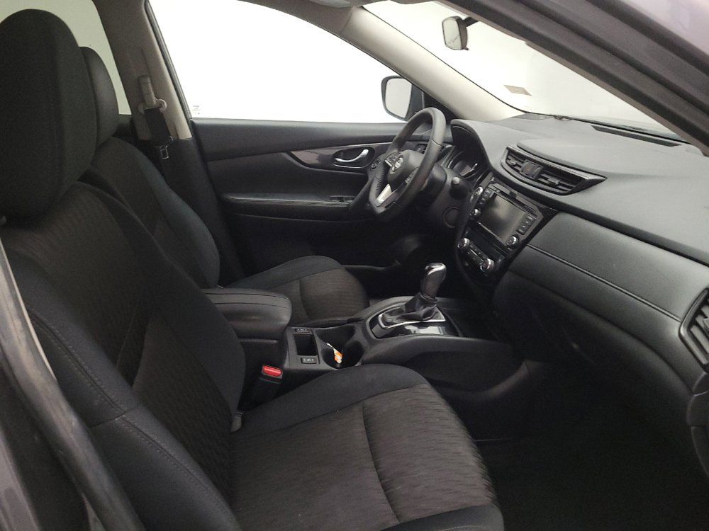 Used 2019 Nissan Rogue SV FWD image 21