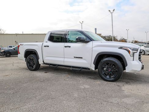 Used 2023 Toyota Tundra SR5 image 6