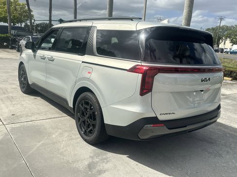 New 2026 Kia Carnival SX FWD image 8