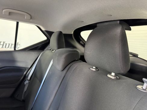 Used 2024 Nissan Kicks S FWD image 11