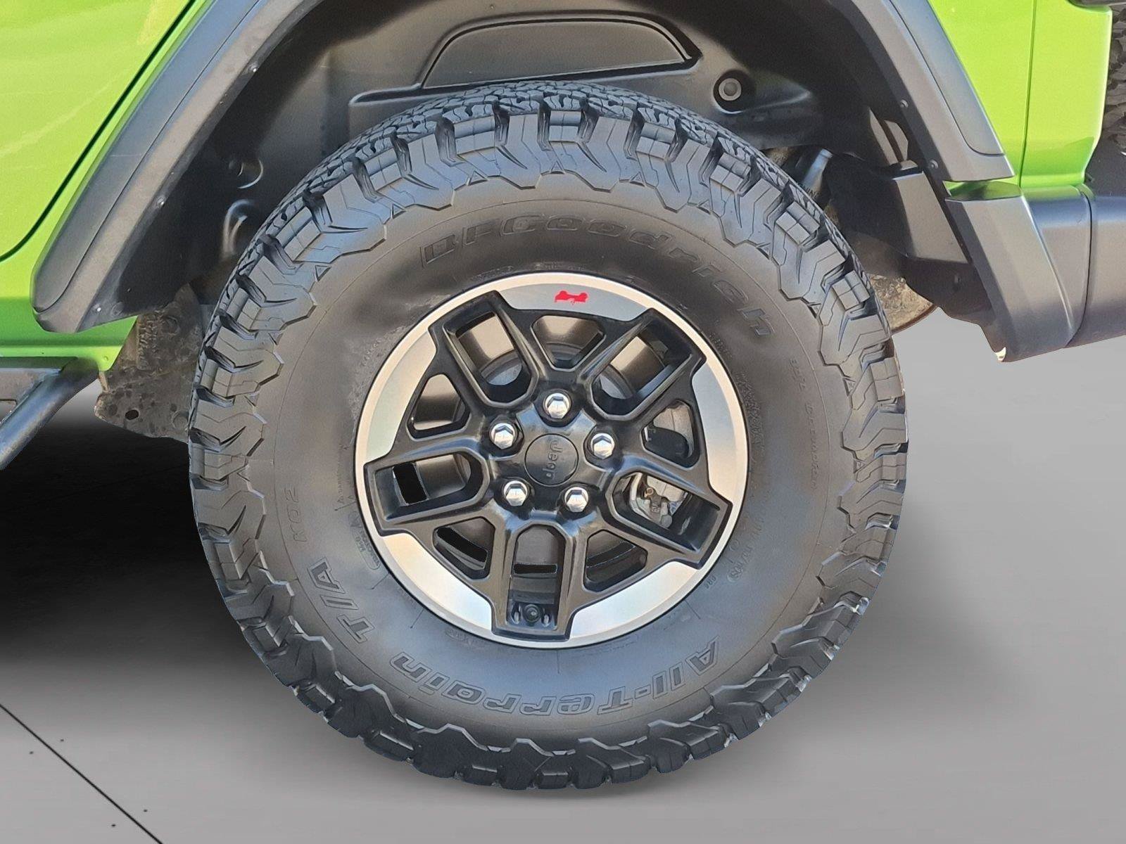 Used 2018 Jeep Wrangler Unlimited Rubicon AWD/4WD image 32