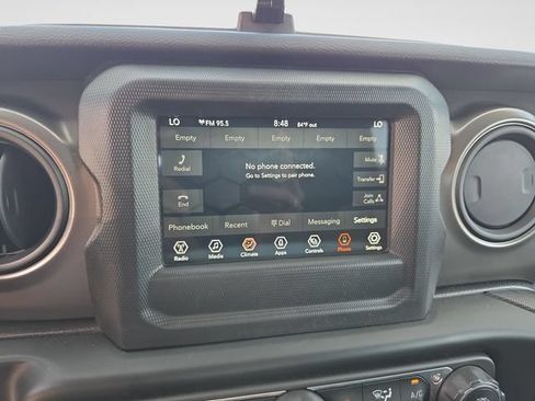 Used 2023 Jeep Gladiator Sport AWD/4WD image 26
