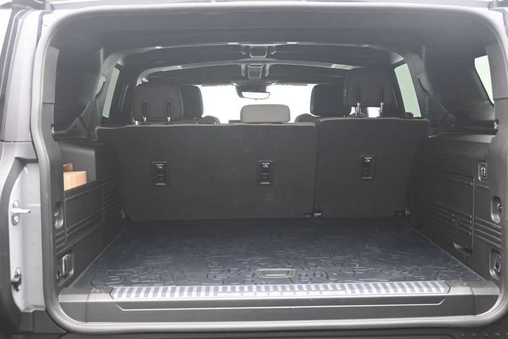 Used 2026 GMC Hummer EV SUV AWD/4WD image 15
