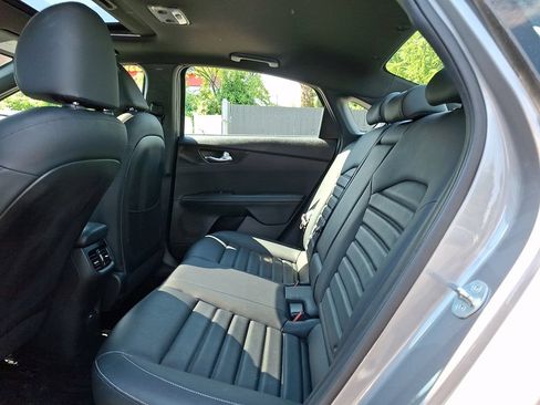 Used 2023 Kia Forte GT-Line w/ GT-Line Premium Package FWD image 10