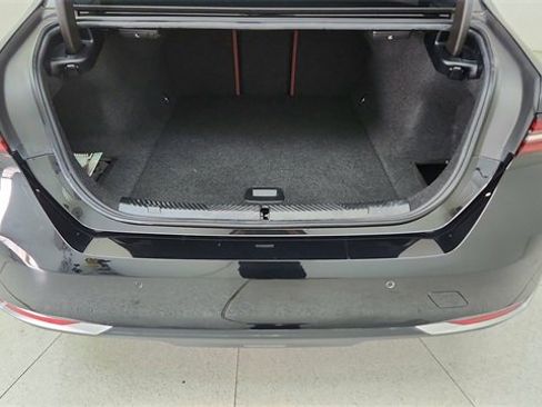 Used 2024 BMW i5 eDrive40i w/ Premium Package image 14