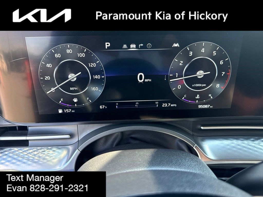 Used 2023 Kia Carnival SX Prestige FWD image 38