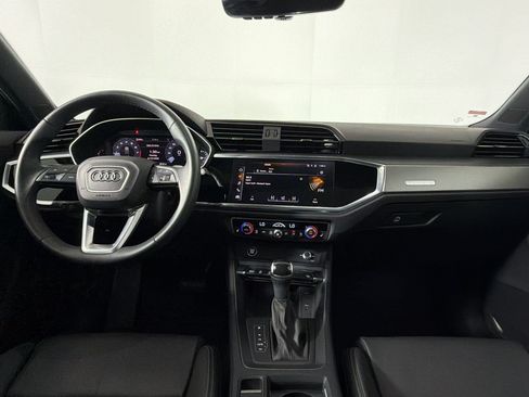 Used 2025 Audi Q3 2.0T Premium w/ Convenience Package AWD/4WD image 26