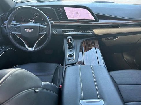 Used 2023 Cadillac Escalade ESV Premium Luxury image 20
