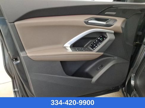 New 2025 Audi Q5 Premium Plus image 17