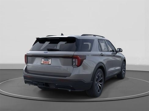New 2026 Ford Explorer ST-Line w/ Premium Package image 8