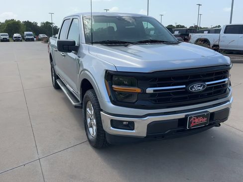 Used 2025 Ford F150 XLT w/ Equipment Group 301A Standard AWD/4WD image 3