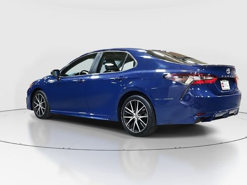 Certified 2024 Toyota Camry SE image 7