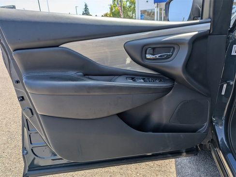 Used 2018 Nissan Murano S image 10