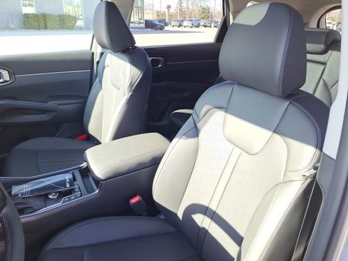 New 2026 Kia Sorento S FWD image 5