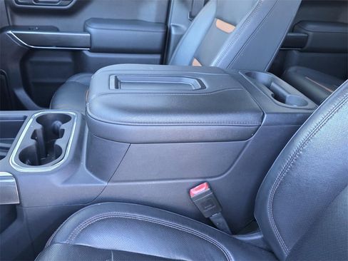 Used 2021 GMC Sierra 1500 AT4 w/ AT4 Value Package image 8