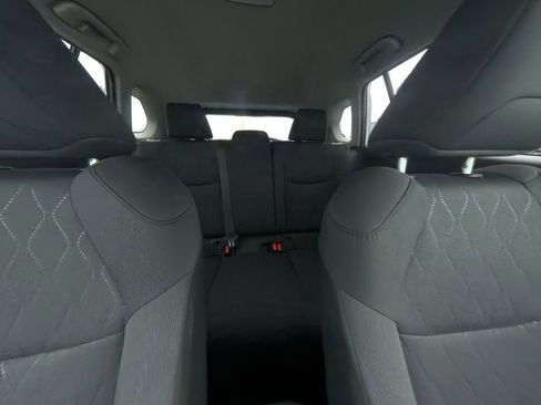 Used 2023 Toyota Corolla Cross LE image 25