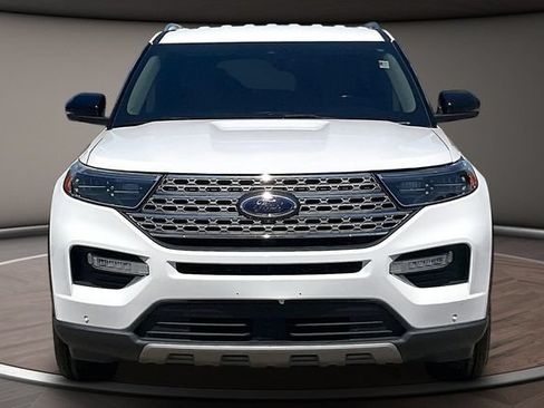 Used 2020 Ford Explorer Limited AWD/4WD image 3