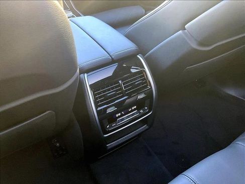 Used 2026 BMW X5 sDrive40i w/ M Sport Package image 23