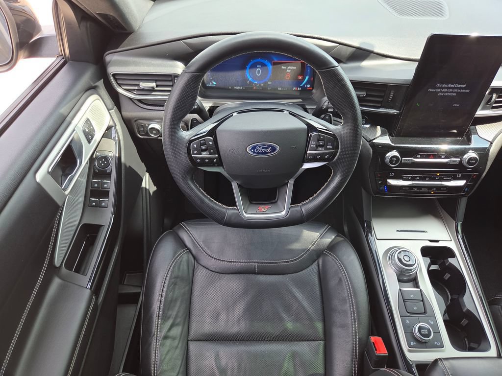 Used 2021 Ford Explorer ST w/ Equipment Group 401A AWD/4WD image 4