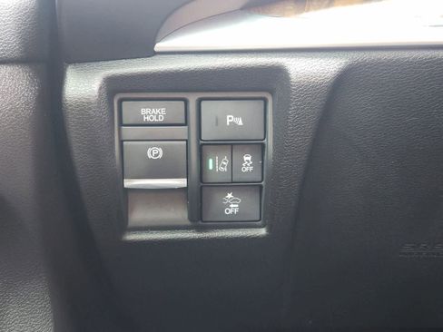 Used 2020 Acura MDX FWD w/ Technology Package image 21
