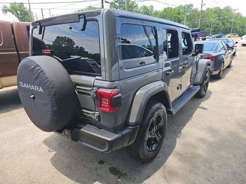 Used 2021 Jeep Wrangler Unlimited Sahara AWD/4WD image 6