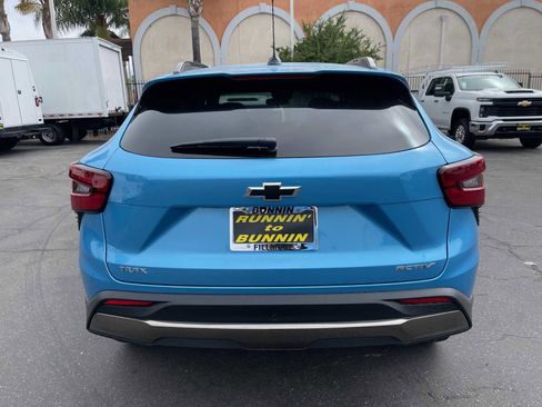 New 2025 Chevrolet Trax ACTIV w/ Driver Confidence Package image 7