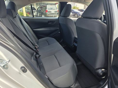 Used 2025 Toyota Corolla LE image 13